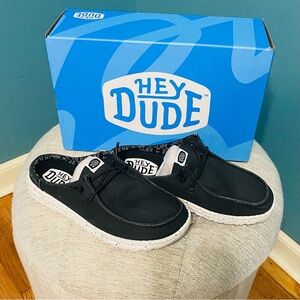 Hey Dude Women size 6 Black Moccasins